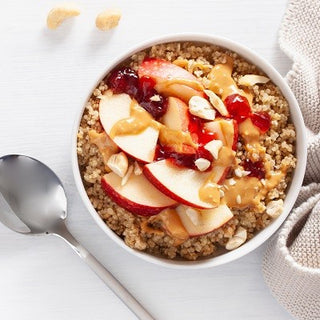 Quinoa-Porridge - Super Bowl mit Apfel & Zimt Quinoa-Porridge - Super Bowl mit Apfel & Zimt