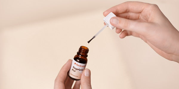 Nagelpilz Kur und Auftragepinsel