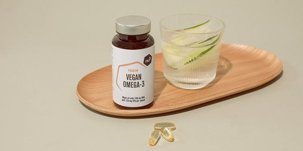 nu3 Premium Vegan Omega-3 & Wasserglas