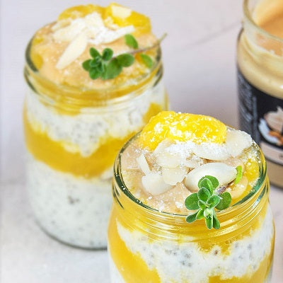 Kokos-Dessert mit Mango