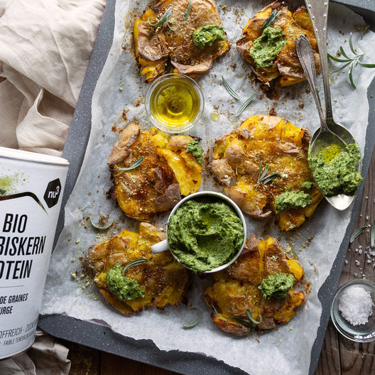 Smashed Potatoes mit Avocadocreme