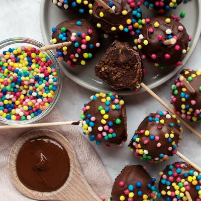 Vegane Cake-Pops mit Schokolade