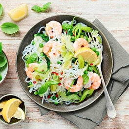Konjak-Spaghetti mit Shrimps, Zitrone & grünem Gemüse