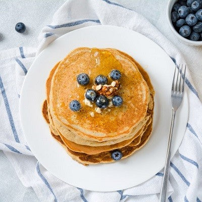 Low Carb Protein Pancakes mit Blaubeeren