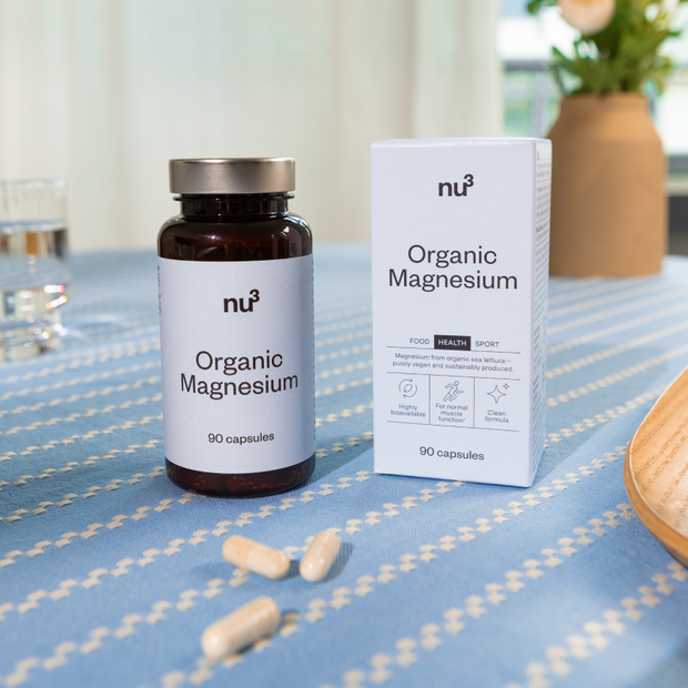 nu3 Magnesium-Kapseln auf Tisch
